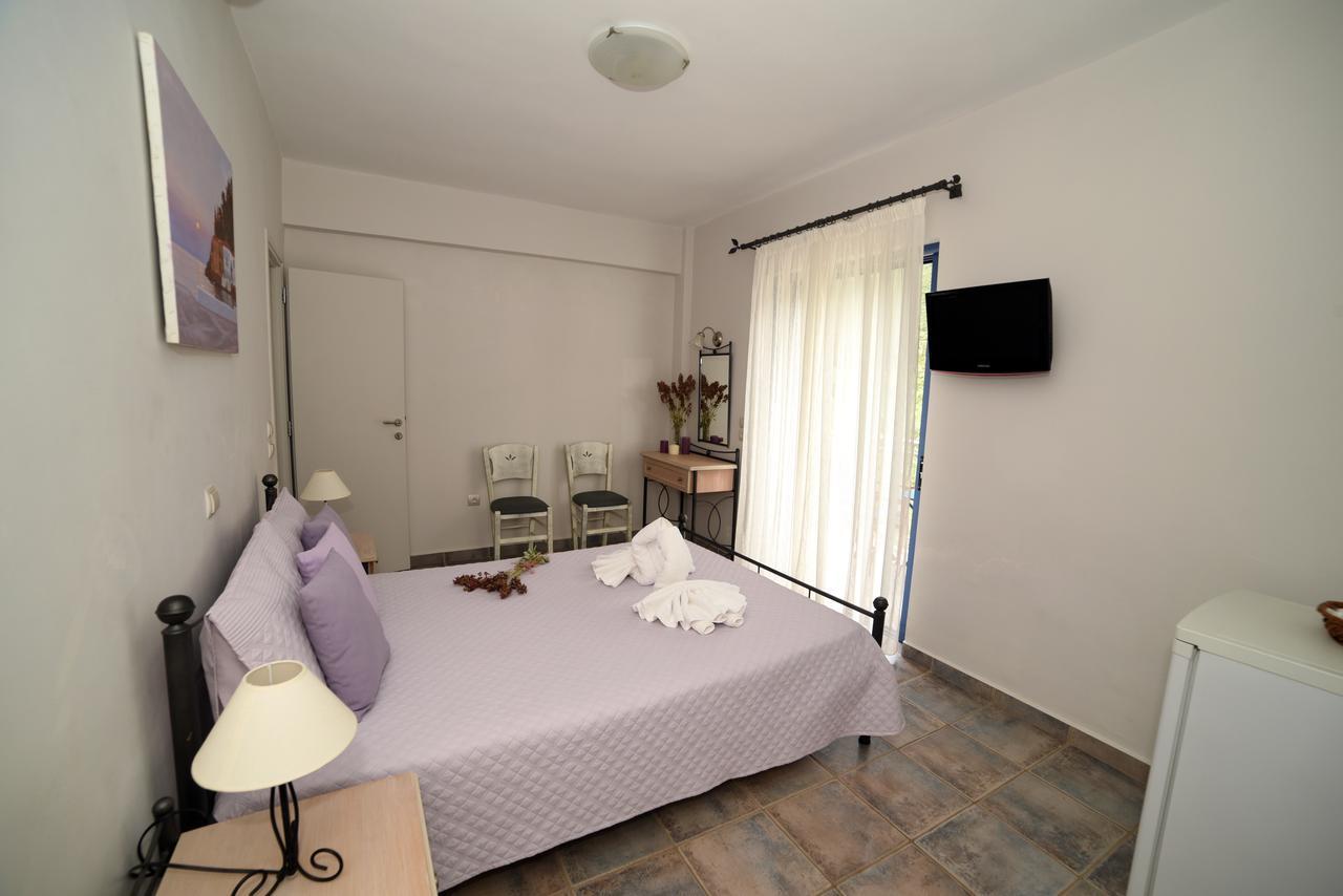 Avra Hotel Kiparission Exterior photo